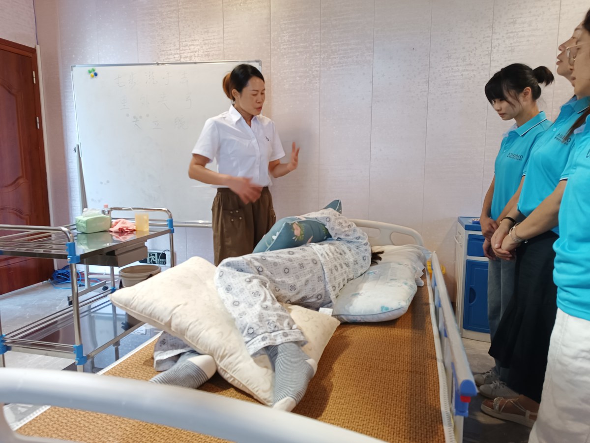佛山市高级养老护理技能培训机构名师推荐